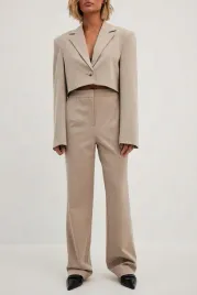 bezowe-garniturowe-spodnie-w-paski-na-kd-s