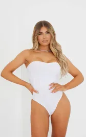 biale-body-bez-ramiaczek-prettylittlething-s