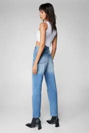 niebieskie-spodnie-damskie-jeansowe-prosta-nogawka-nasty-gal-38