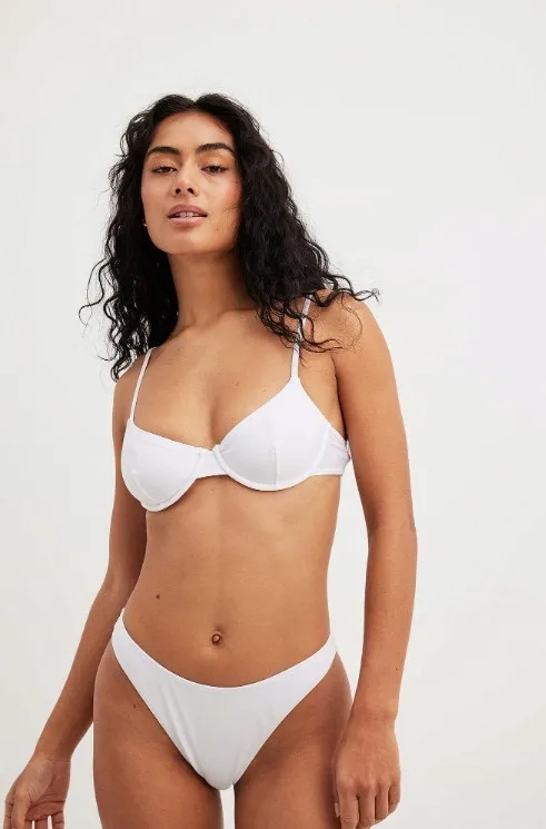 biala-gora-od-bikini-na-kd-75b