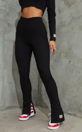 czarne-spodnie-z-odwroconymi-szwami-prettylittlething-s