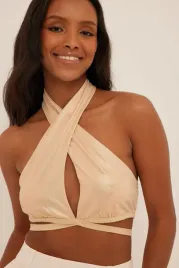 bezowy-top-z-dekoltem-na-kd-xs