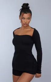 czarna-damska-bluzka-z-dlugim-rekawem-z-dekoldem-prettylittlething-xxs