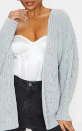 jasnoszary-dzianinowy-kardigan-damski-oversize-prettylittlething-m