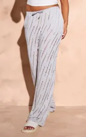 szare-spodnie-szydelkowe-prettylittlething-xxl