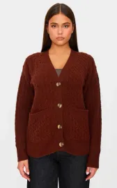 czekoladowy-kardigan-damski-dzianinowy-z-guzikami-prettylittlething-l