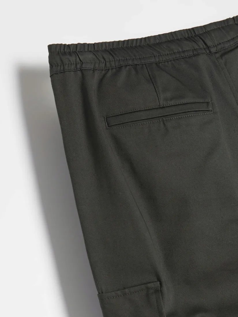 zielone-spodnie-cargo-reserved-m