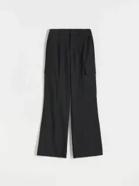 czarne-spodnie-z-kieszeniami-cargo-reserved-l