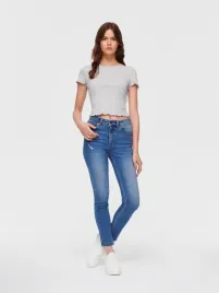 niebieskie-spodnie-jeansowe-house-32