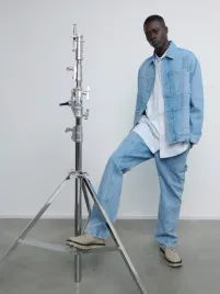 niebieskie-bawelniane-spodnie-jeansowe-meskie-reserved-36