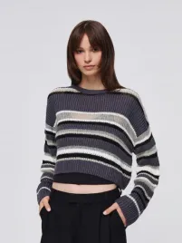 szary-sweter-w-paski-house-s