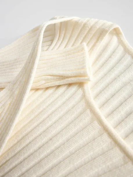 bezowy-sweter-z-topem-reserved-m-linia-regular