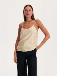 bezowy-top-z-regulowanymi-ramiaczkami-reserved-m