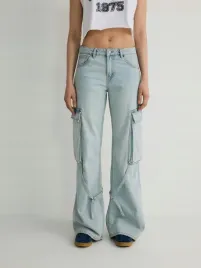 niebieskie-jeansy-z-kieszeniami-cargo-reserved-xxl