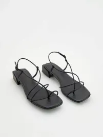 czarne-sandaly-skorzane-reserved-38