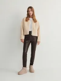 brazowe-spodnie-z-imitacji-skory-reserved-xs