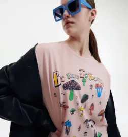 rozowy-t-shirt-oversize-z-nadrukiem-reserved-xs-s