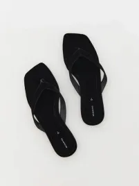 czarne-welurowe-klapki-typu-japonki-reserved-38