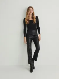 czarne-eleganckie-spodnie-z-imitacji-skory-reserved-l