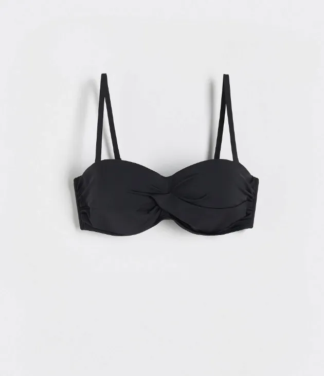 czarna-gora-od-bikini-reserved-s