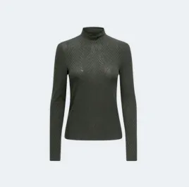 zielona-bluzka-o-fakturze-w-jodelke-only-m