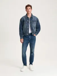 niebieskie-spodnie-jeansowe-carrot-slim-z-efektem-sprania-reserved-29