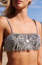 srebrny-top-z-ozdobami-w-ksztalcie-diamentow-nasty-gal-m