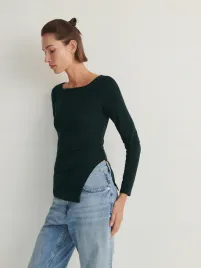 zielona-bluzka-z-dlugim-rekawem-i-asymetrycznym-dolem-reserved-xs