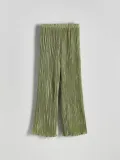 zielone-strukturalne-spodnie-reserved-s-linia-regular
