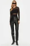 czarne-przeswitujace-body-only-xs-linia-regular