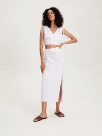 bialy-top-z-wycieciem-reserved-xl