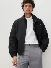 czarna-kurtka-ze-stojka-reserved-m