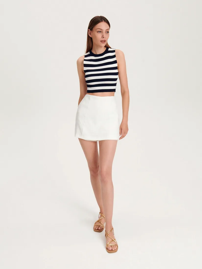 biale-spodnico-spodenki-reserved-l-stan-nowy