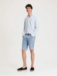 niebieskie-denimowe-szorty-slim-reserved-29