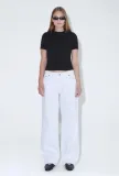 biale-jeansy-relaxed-dr-denim-27-32-kolor-bialy