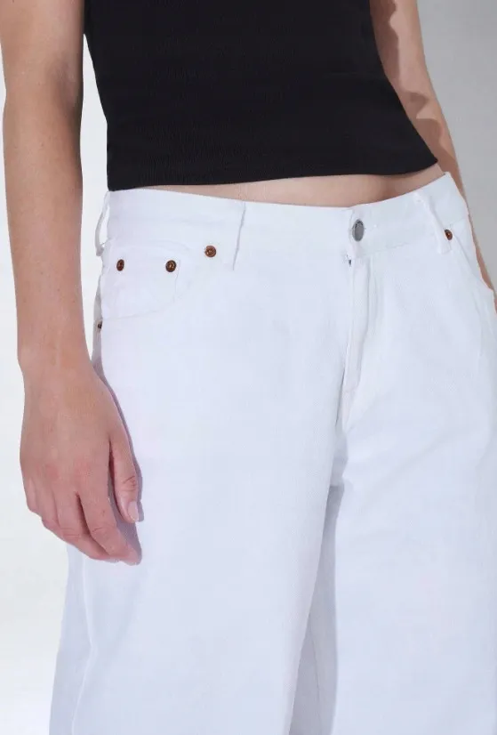 biale-jeansy-relaxed-dr-denim-27-32-stan-nowy