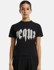 czarna-koszulka-z-nadrukiem-pequs-s