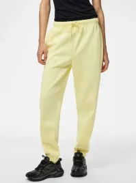 maselkowe-spodnie-dresowe-pieces-m