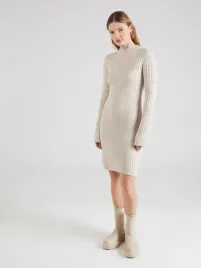 bezowa-sukienka-z-dzianiny-darina-select-xs