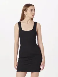 czarna-sukienka-joyce-about-you-xxl