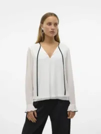 biala-koszula-herle-vero-moda-s