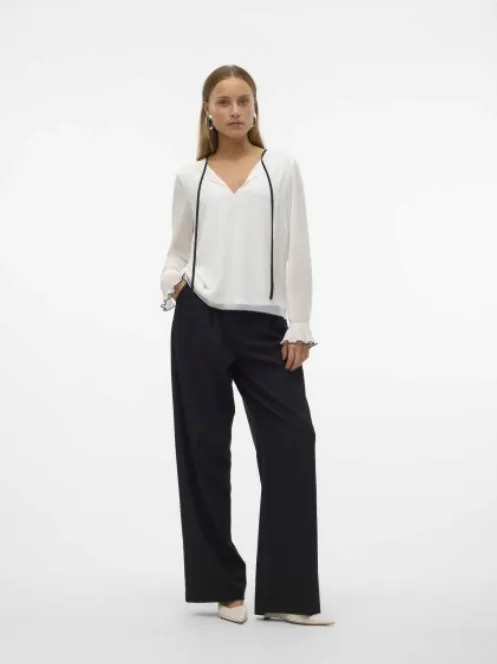 biala-koszula-herle-vero-moda-s