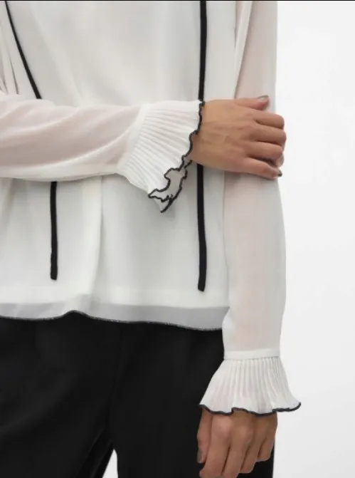 biala-koszula-herle-vero-moda-s-stan-nowy