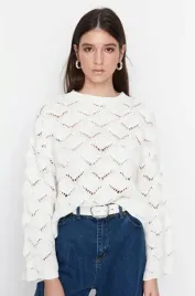 bialy-azurowy-sweter-trendyol-s