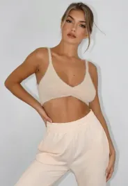 d2d001-bezowy-top-na-ramiaczkach-missguided-m