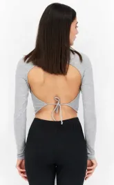 c0d124-szary-top-z-odkrytymi-plecami-monki-l