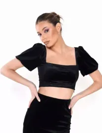 c9c103-czarny-top-z-bufiastymi-rekawami-glamorous-xxl