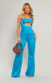 d4e115-jasny-niebieski-kobinezon-bez-ramiaczek-prettylittlething-s