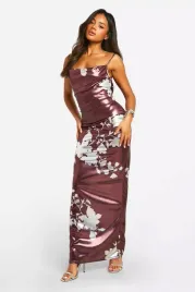 d3c115-czerwona-sukienka-w-srebrne-liscie-boohoo-xl