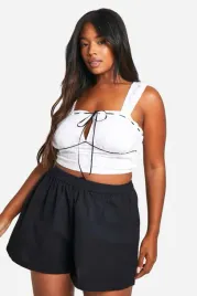 c8e314-bialy-top-w-kwatki-boohoo-5xl